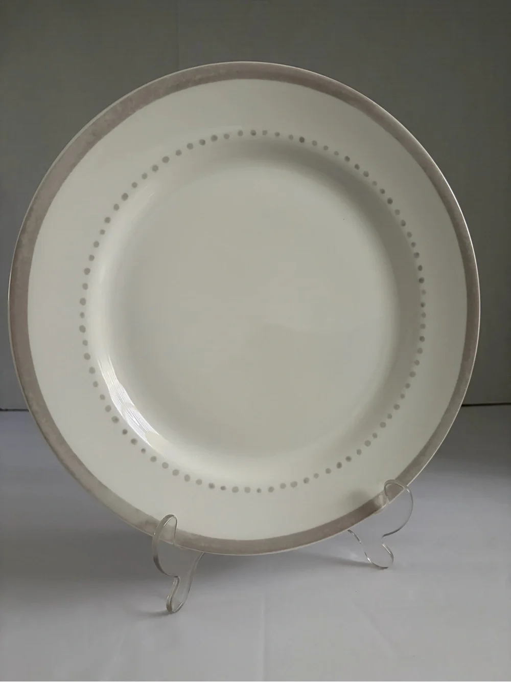 Kate Spade Charlotte Street West Grey Dinner Plate 11.25